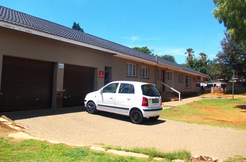 4 Bedroom Property for Sale in Langenhovenpark Free State